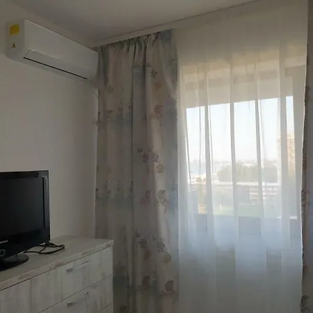 Mirage Seaview *